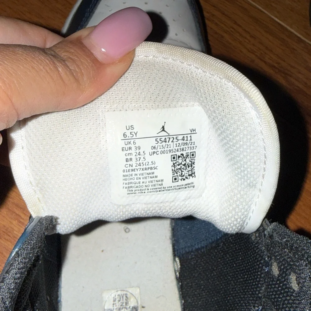Jordan retro 1 Navy and White High-Top Sneakers size 6.5Y - Picture 5 of 5
